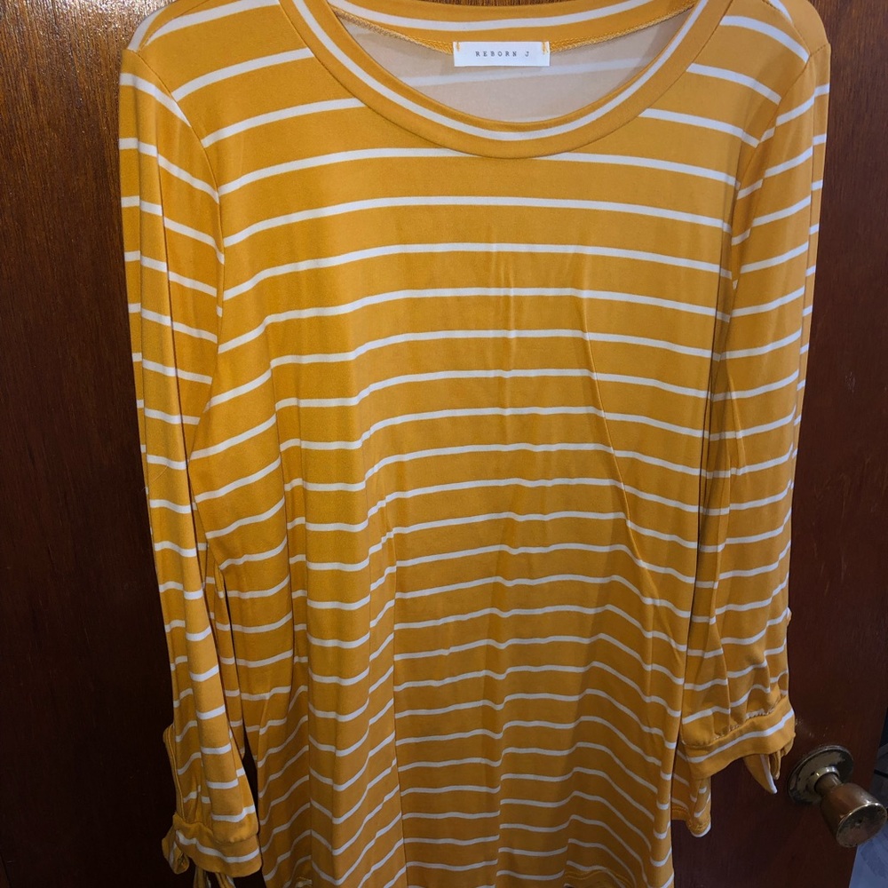 Long sleeve striped tee